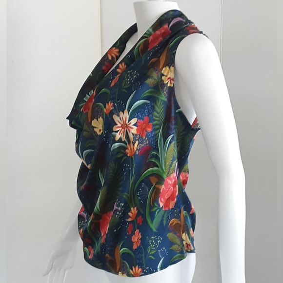 SHORE Brand Drape Neck Oceanside Floral Tank Top Sz. L - NWOT - Picture 4 of 8